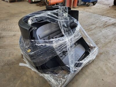 Assortment of Trailer & DAF Mud Wings