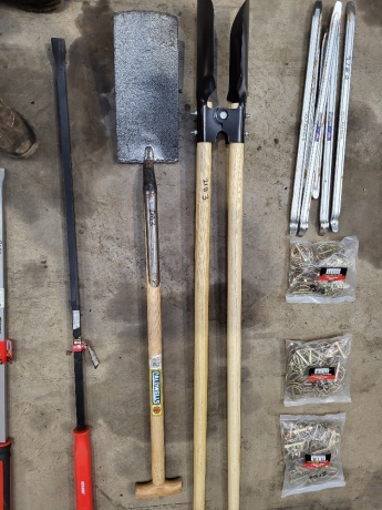 Pot Hole Digger & Spade