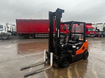 2010 Doosan D30S-5 Diesel Forklift