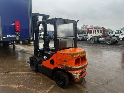 2010 Doosan D30S-5 Diesel Forklift - 3