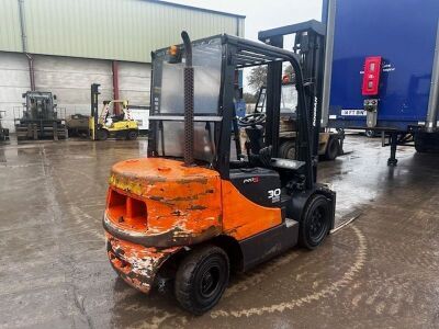 2010 Doosan D30S-5 Diesel Forklift - 5