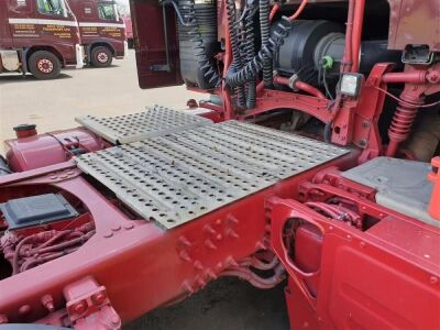 2010 Volvo FH460 6x2 Midlift Tractor Unit - 19