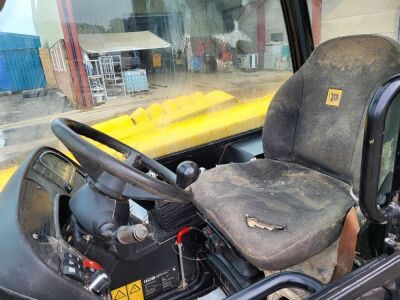 2017 JCB 531 70 Telehandler - 8