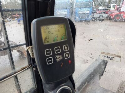 2011 JCB JS220HRC Waste Handler - 12