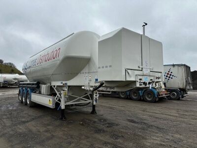 2022 Feldbinder 40³ Triaxle 2 Pot Powder Tank Trailer