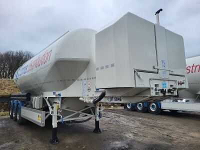 2022 Feldbinder 40³ Triaxle 2 Pot Powder Tank Trailer