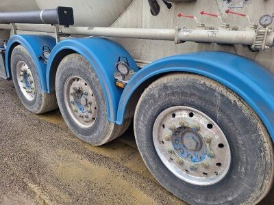 2022 Feldbinder 40³ Triaxle 2 Pot Powder Tank Trailer - 8
