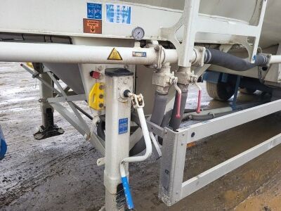 2021 Feldbinder 40³ Triaxle 2 Pot Powder Tank Trailer - 13