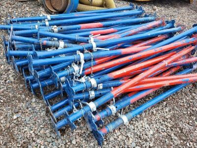 Quantity of Acro Props & U Braces - 4