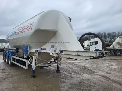 2019 Feldbinder 40³ Triaxle 2 Pot Powder Tank Trailer