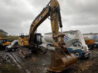 2020 CAT 352F Tracked Excavator - 2