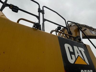 2020 CAT 352F Tracked Excavator - 9