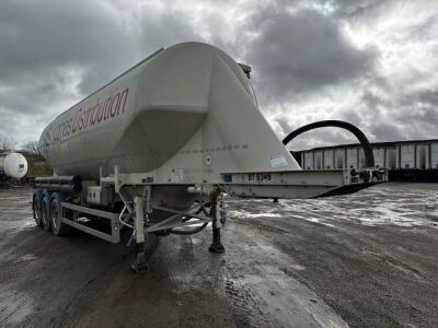 2018 Feldbinder 40³ Triaxle 2 Pot Powder Tank Trailer