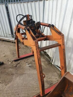 Hydraulic Brick Crane & Hydraulic Grab Bucket - 2