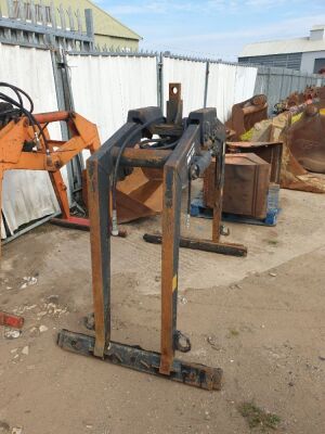 Kinshoffer KM331 Hydraulic Brick Grab - 2