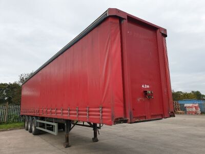 2003 SDC 13.7 Triaxle Curtainside Trailer - 2