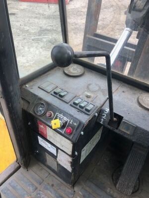 Hyster H16.00XL Diesel Forklift - 19