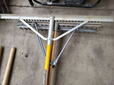 3x Landscape Rakes