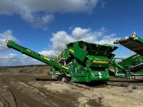 2022 McCloskey R230 Screener 