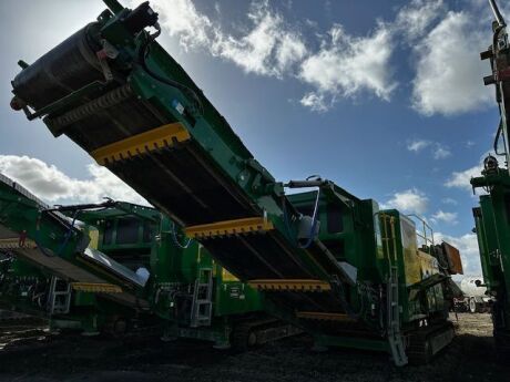 2020 McCloskey I54 V3 Crusher