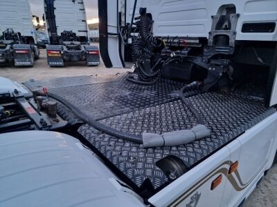 2019 Scania S650 V8 Special Edition 6x2 Rear Lift Tractor Unit - 13