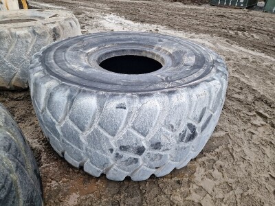 Bridgestone 29.5R25 Earthmover Tyre - 2