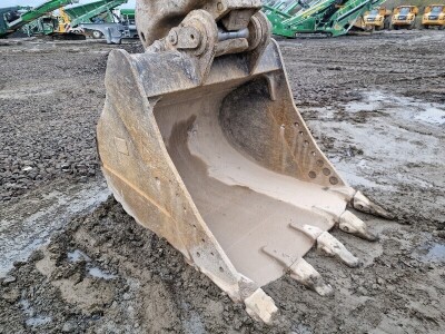 2020 CAT 352F Excavator - 11