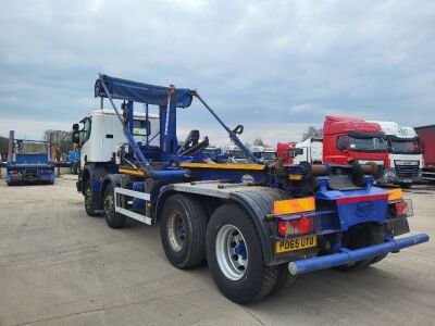 2015 Scania P370 8x4 Hook Loader - 3