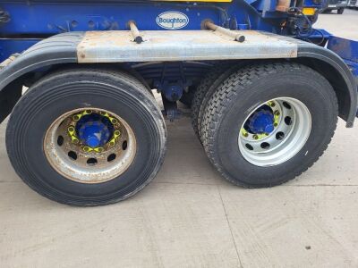 2015 Scania P370 8x4 Hook Loader - 9