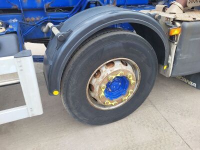 2015 Scania P370 8x4 Hook Loader - 11