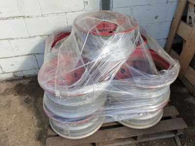 Pallet of 9 x 19.5 Low Loader Rims