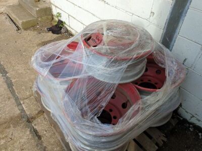 Pallet of 9 x 19.5 Low Loader Rims - 2