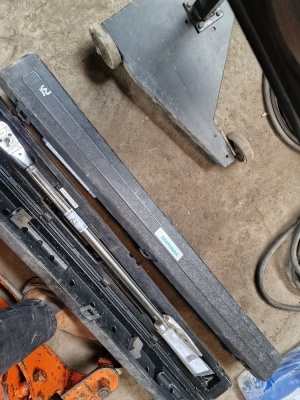 Snap-on 3/4" Torque Wrench - 4