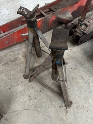 2x 4ton Axle Stands