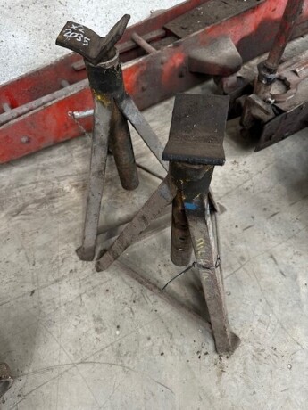 2x 4ton Axle Stands