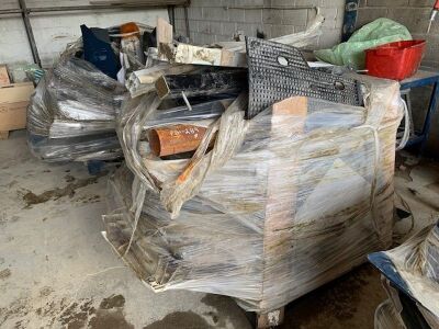 Pallet of Miscellaneous Truck Parts & Panels