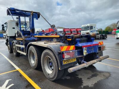 2015 Scania P370 8x4 Hookloader - 4