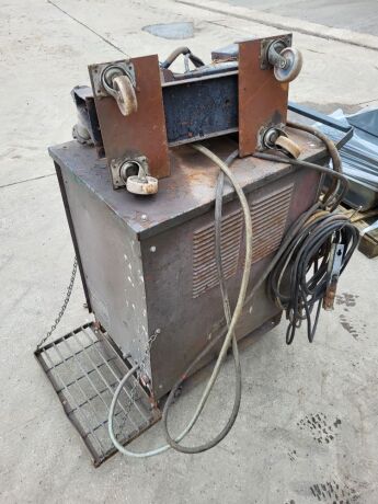 BOC Transmig 350 Welder