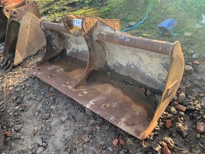 Case 6ft Ditching Bucket 65mm Pins