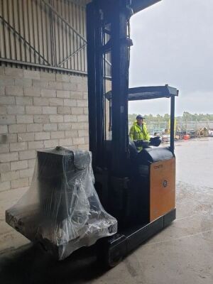 2002 Toyota 7FE8E16-3 Electric Reach Truck - 2