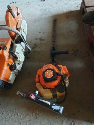 Husqvarna Hedge Cutter - 2