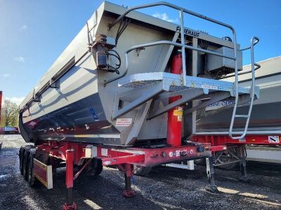 2017 Fruehauf Triaxle Bath Tub Aggregate Tipping Trailer