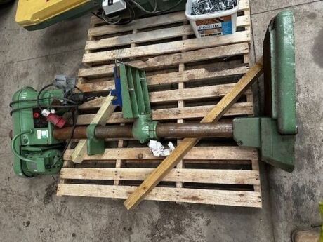 Box Ford 3 Phase Floor Standing Pillar Drill