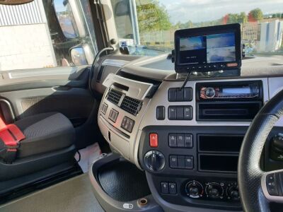 2014 DAF XF460 6x2 Midlift Tractor Unit - 15