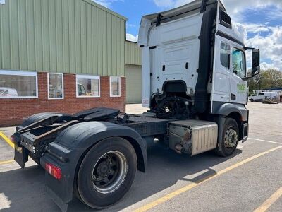 2017 Mercedes Actros 1846 4x2 Tractor Unit - 4