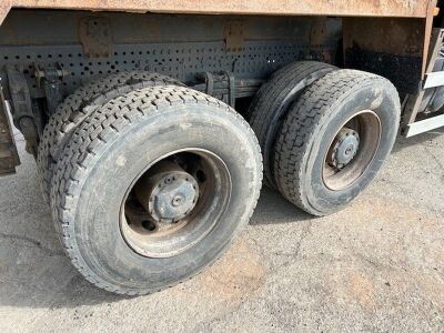 2014 Mercedes Arocs 8x4 Grab Loader - 6