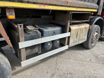 2014 Mercedes Arocs 8x4 Grab Loader - 7