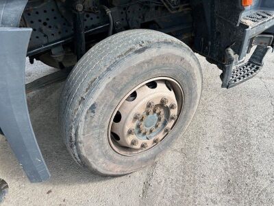 2014 Mercedes Arocs 8x4 Grab Loader - 9