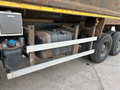 2014 Mercedes Arocs 8x4 Grab Loader - 13