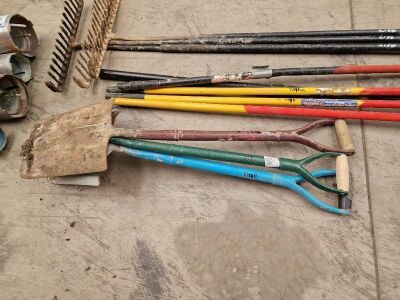 2 x Pressure Sprayers, 3 x Shovels, 5 x Scrapers, 3 x Rakes - 3